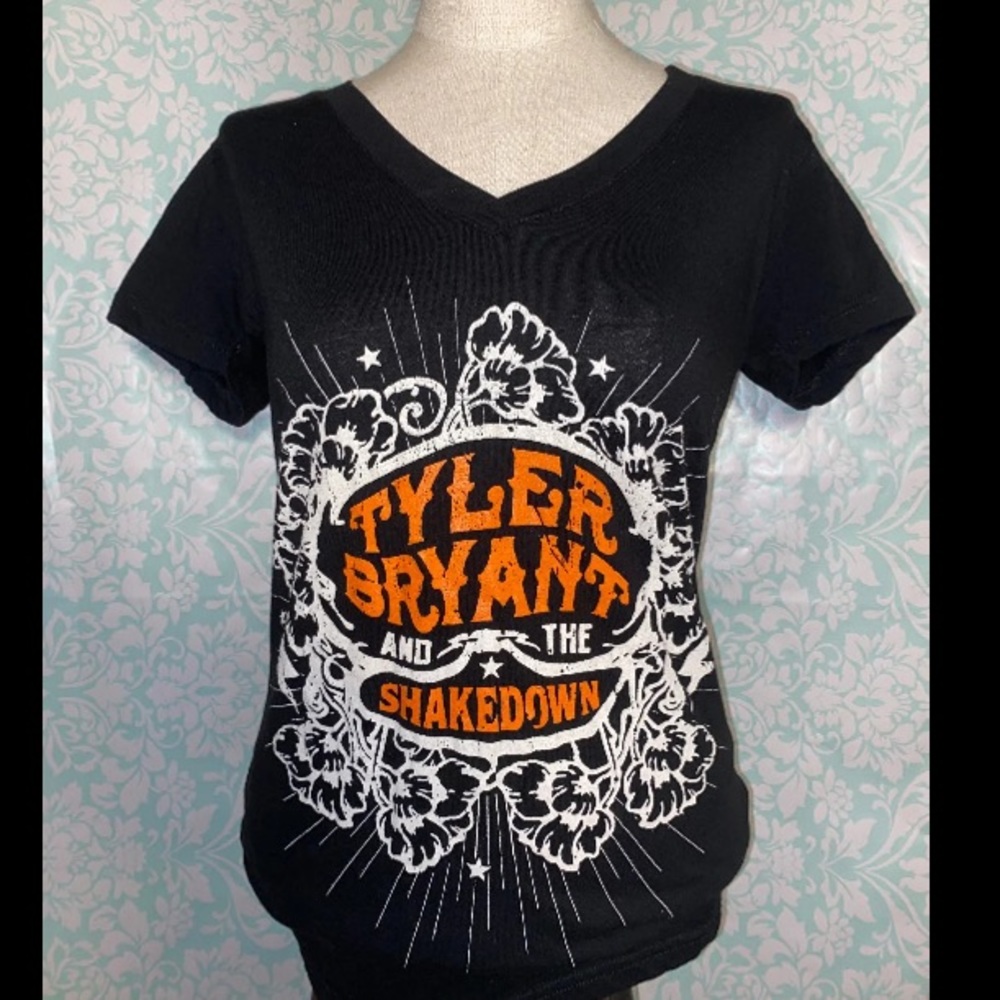 Tyler Bryant and the Shakedown T-Shirt